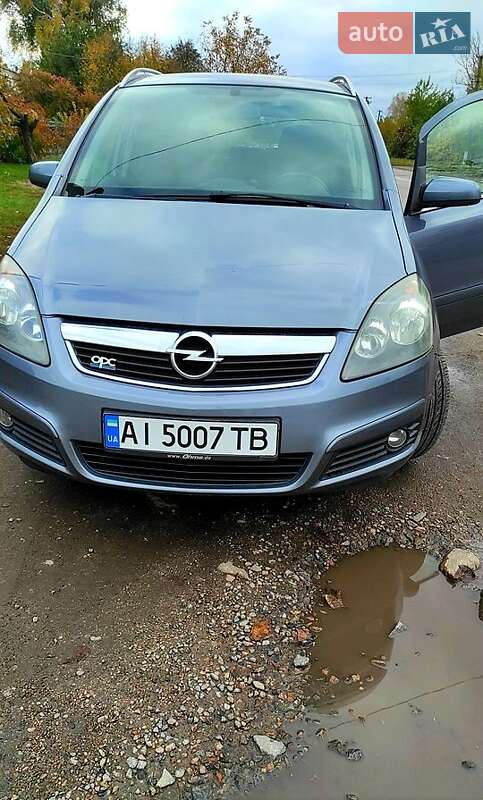 Мінівен Opel Zafira 2006 в Білій Церкві
