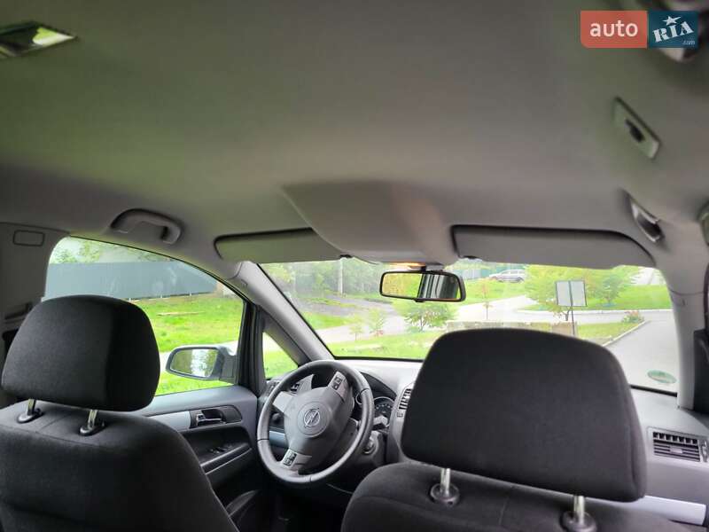Минивэн Opel Zafira 2005 в Хмельницком фото 52 Минивэн Opel Zafira 2005 в Хмельницком