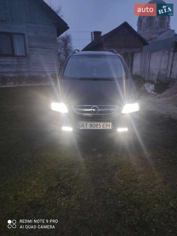 Минивэн Opel Zafira 2004 в Сокале фото 3 Минивэн Opel Zafira 2004 в Сокале
