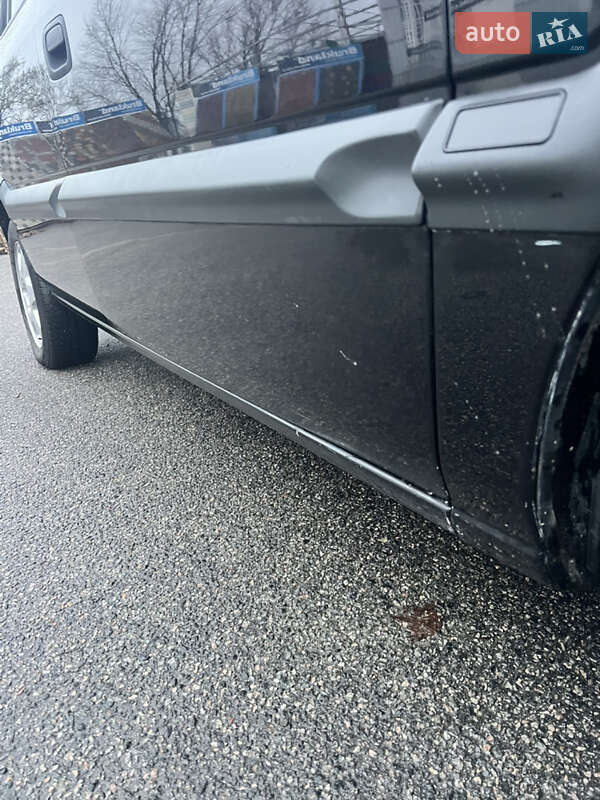 Минивэн Opel Zafira 2002 в Днепре