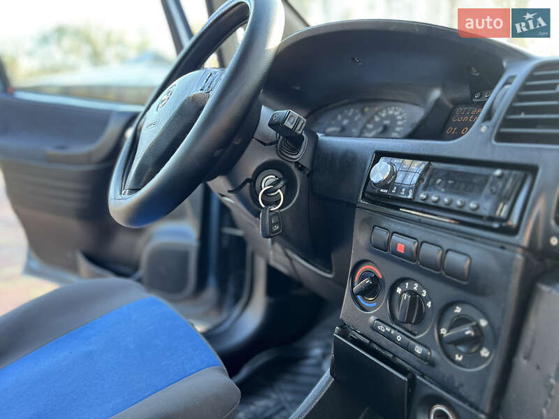 Минивэн Opel Zafira 2000 в Жовкве фото 23 Минивэн Opel Zafira 2000 в Жовкве