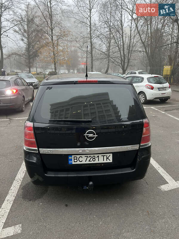 Минивэн Opel Zafira 2007 в Львове