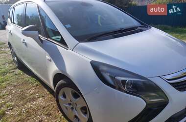 Мікровен Opel Zafira 2014 в Рівному