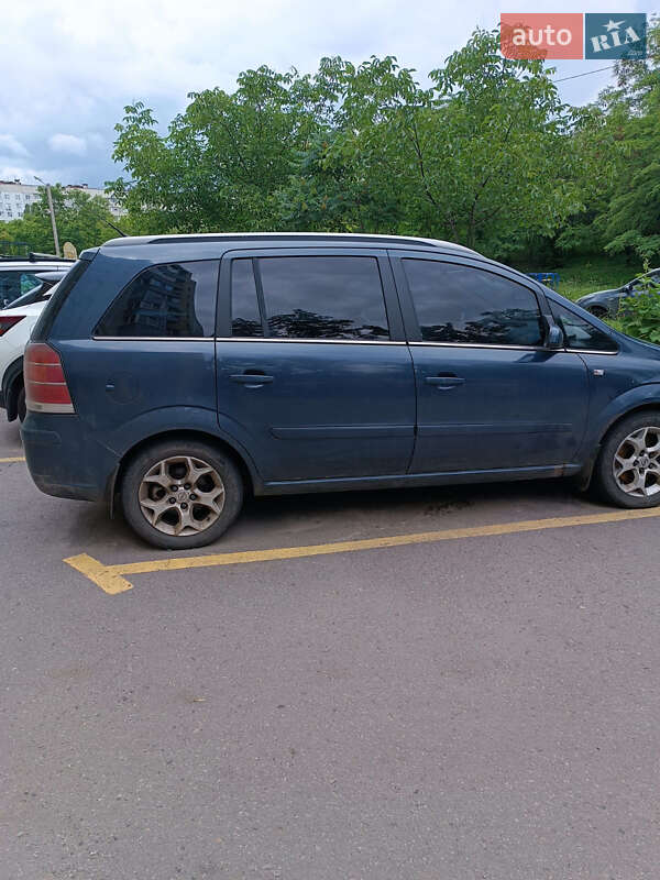 Минивэн Opel Zafira 2006 в Харькове фото 4 Минивэн Opel Zafira 2006 в Харькове