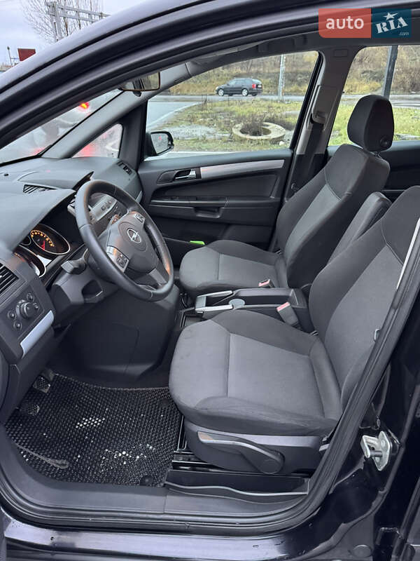 Мінівен Opel Zafira 2007 в Києві