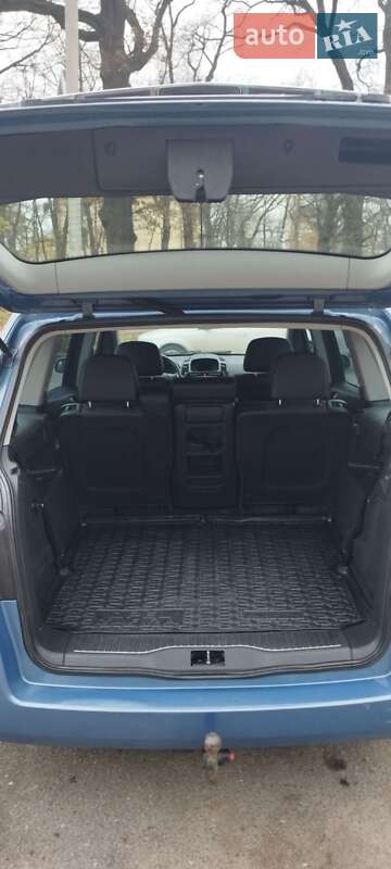 Мінівен Opel Zafira 2008 в Києві