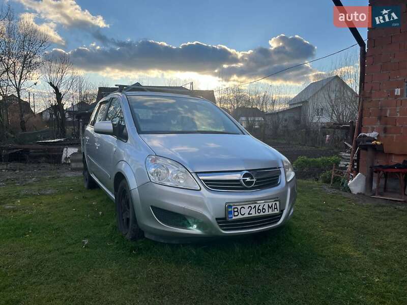 Мінівен Opel Zafira 2010 в Новому Розділі