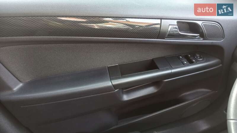 Минивэн Opel Zafira 2011 в Виннице