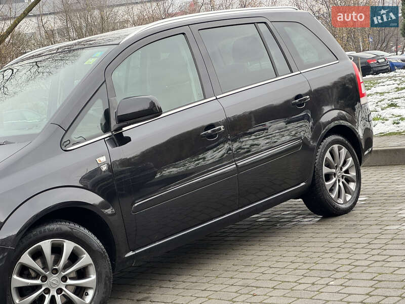 Минивэн Opel Zafira 2011 в Львове фото 10 Минивэн Opel Zafira 2011 в Львове