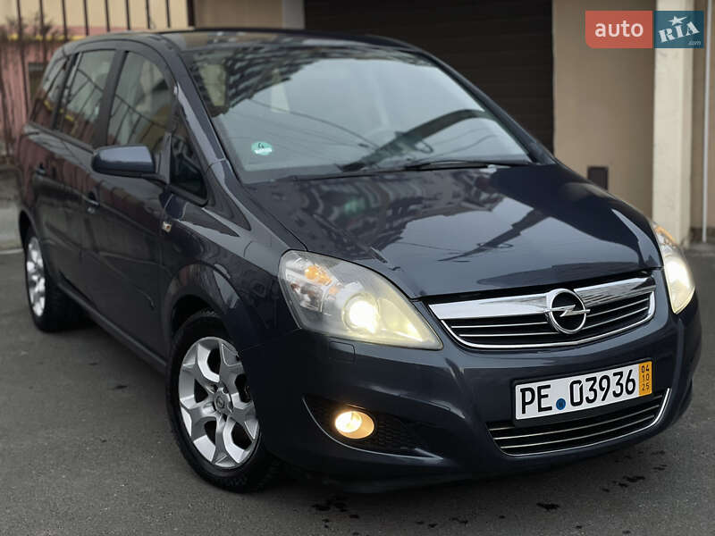 Мінівен Opel Zafira 2008 в Хмельницькому фото Мінівен Opel Zafira 2008 в Хмельницькому
