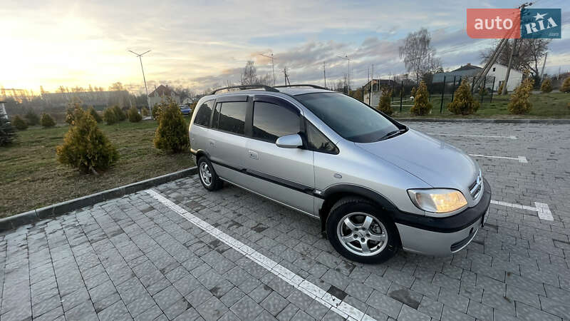Мінівен Opel Zafira 2003 в Мостиській