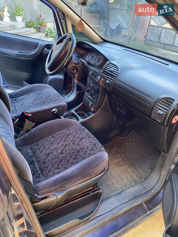 Минивэн Opel Zafira 2000 в Черновцах фото 5 Минивэн Opel Zafira 2000 в Черновцах