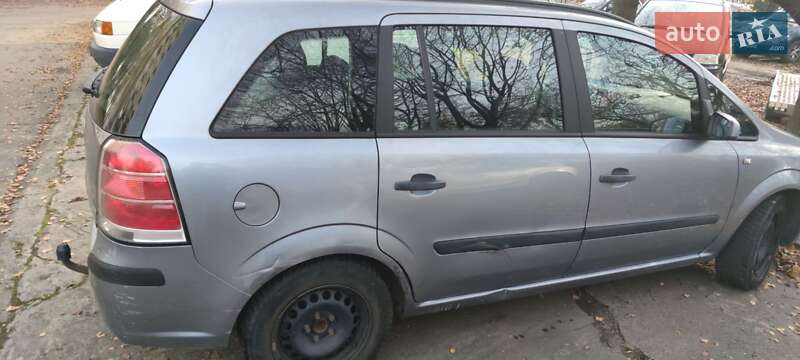 Минивэн Opel Zafira 2006 в Житомире