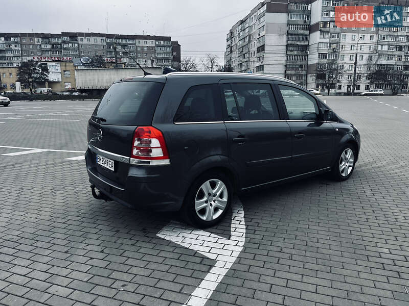 Мінівен Opel Zafira 2010 в Сумах