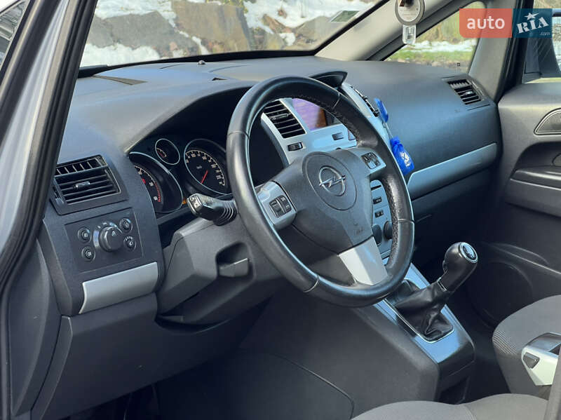Минивэн Opel Zafira 2009 в Трускавце фото 26 Минивэн Opel Zafira 2009 в Трускавце