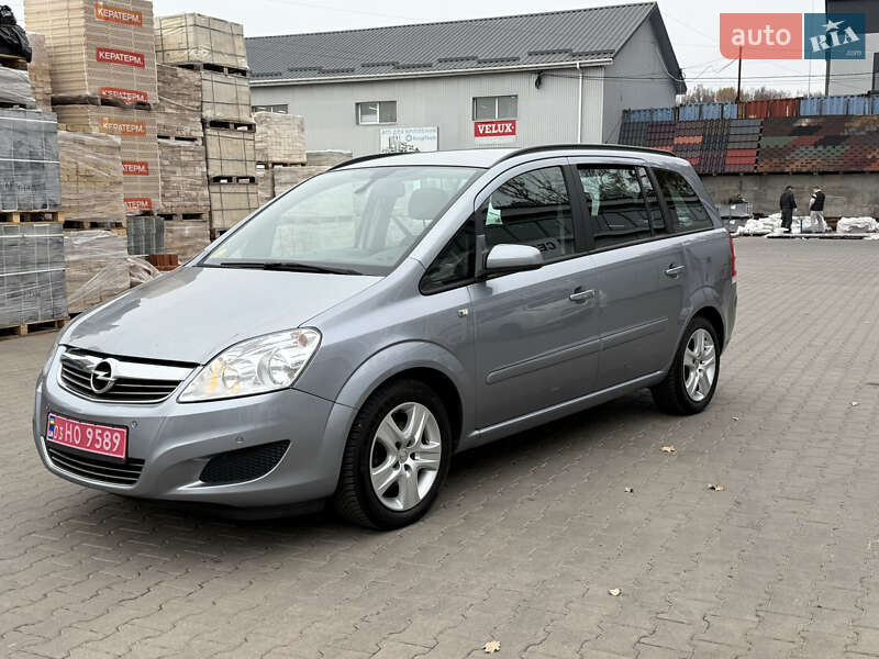 Минивэн Opel Zafira 2009 в Виннице