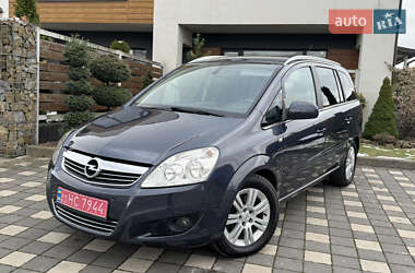 Минивэн Opel Zafira 2011 в Стрые