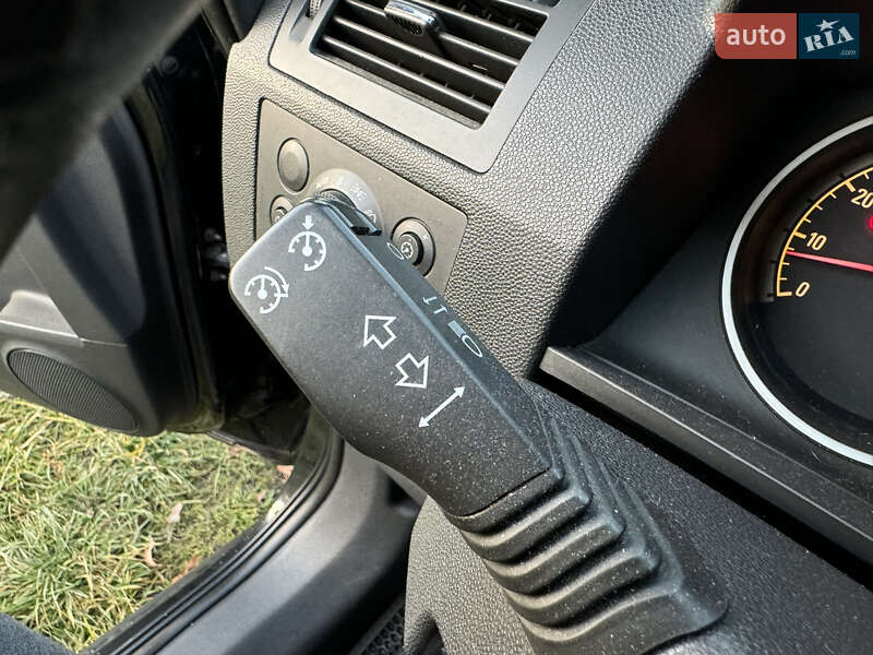 Минивэн Opel Zafira 2008 в Сокирянах