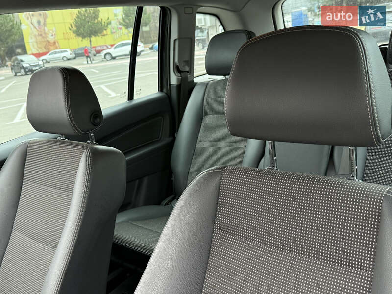 Минивэн Opel Zafira 2010 в Одессе