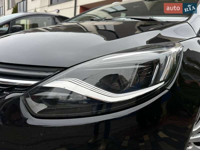 Минивэн Opel Zafira 2017 в Луцке