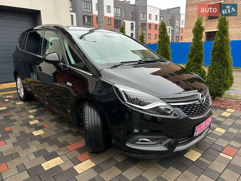 Минивэн Opel Zafira 2017 в Луцке