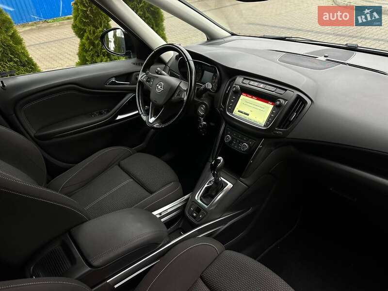 Минивэн Opel Zafira 2017 в Луцке
