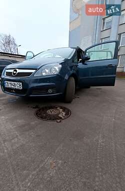 Минивэн Opel Zafira 2006 в Бахмаче