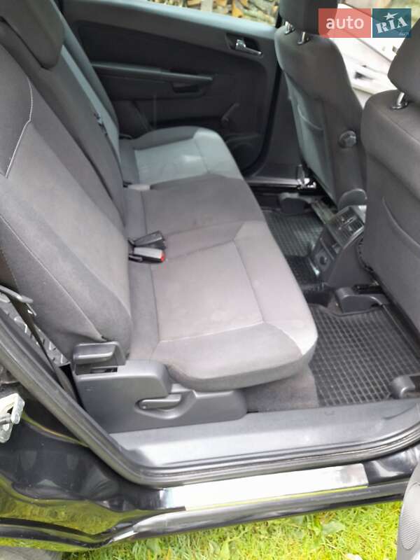 Мінівен Opel Zafira 2009 в Львові