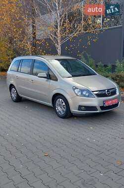 Минивэн Opel Zafira 2008 в Белой Церкви