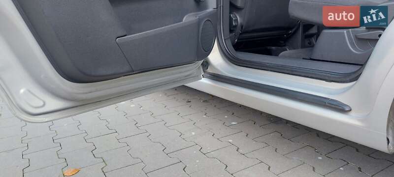 Минивэн Opel Zafira 2008 в Белой Церкви