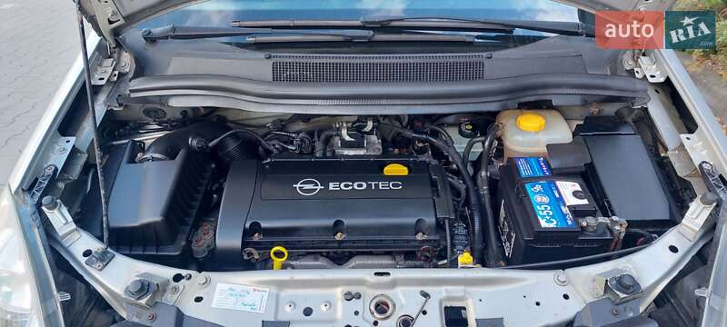 Минивэн Opel Zafira 2008 в Белой Церкви