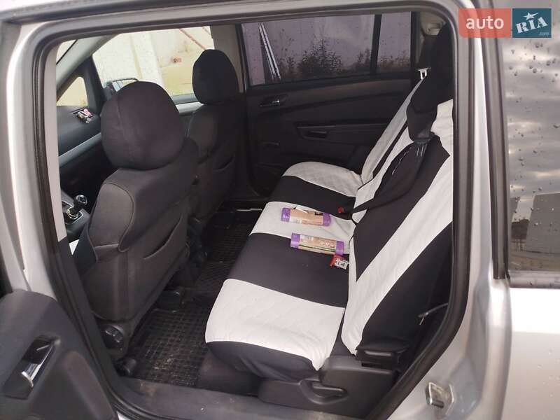 Минивэн Opel Zafira 2007 в Новояворовске фото 7 Минивэн Opel Zafira 2007 в Новояворовске