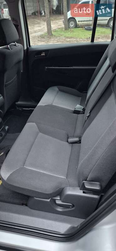 Минивэн Opel Zafira 2009 в Черкассах фото 7 Минивэн Opel Zafira 2009 в Черкассах