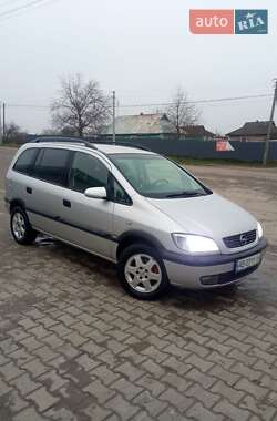 Минивэн Opel Zafira 2001 в Черновцах
