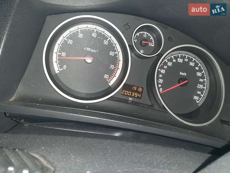 Минивэн Opel Zafira 2009 в Белогородке фото 2 Минивэн Opel Zafira 2009 в Белогородке