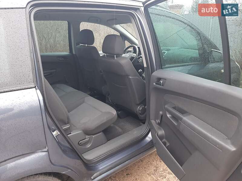 Минивэн Opel Zafira 2009 в Белогородке фото 11 Минивэн Opel Zafira 2009 в Белогородке