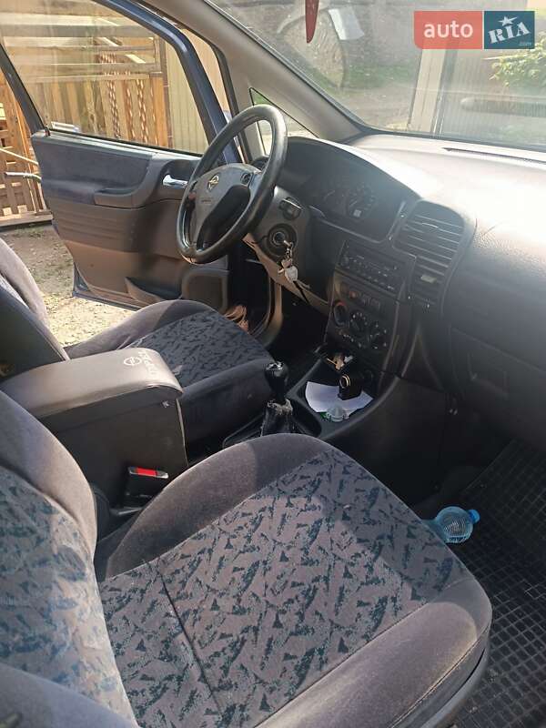 Минивэн Opel Zafira 2000 в Рахове фото 5 Минивэн Opel Zafira 2000 в Рахове