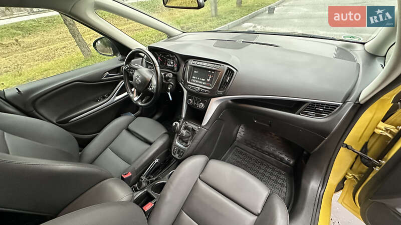 Мінівен Opel Zafira 2018 в Житомирі