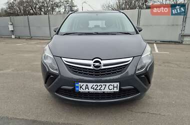 Микровэн Opel Zafira 2012 в Киеве