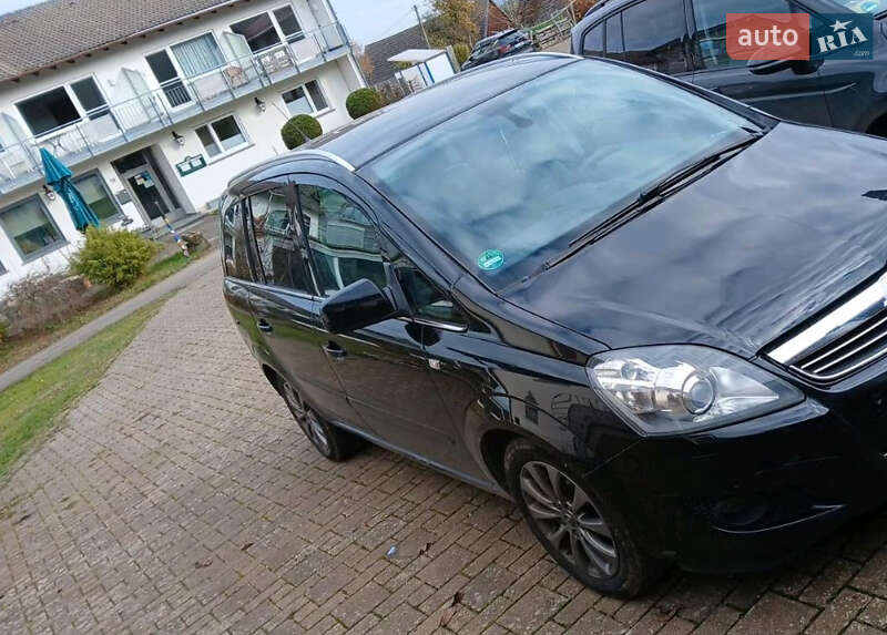 Opel Zafira 2011 Opel Zafira 2011