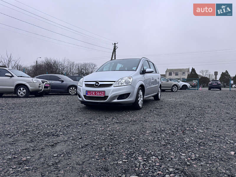 Opel Zafira 2010
