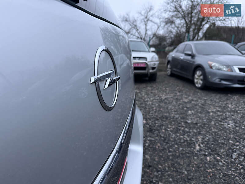 Мінівен Opel Zafira 2010 в Звенигородці