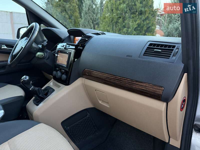 Минивэн Opel Zafira 2011 в Стрые