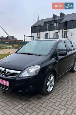 Мінівен Opel Zafira 2010 в Луцьку
