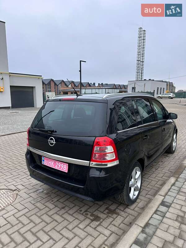 Минивэн Opel Zafira 2010 в Луцке фото 7 Минивэн Opel Zafira 2010 в Луцке