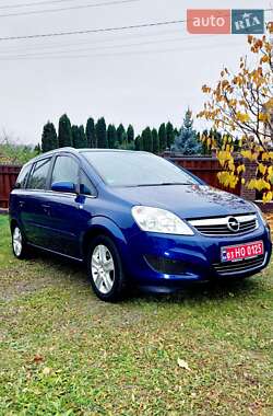 Минивэн Opel Zafira 2009 в Ровно