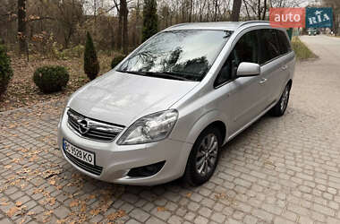 Минивэн Opel Zafira 2010 в Львове