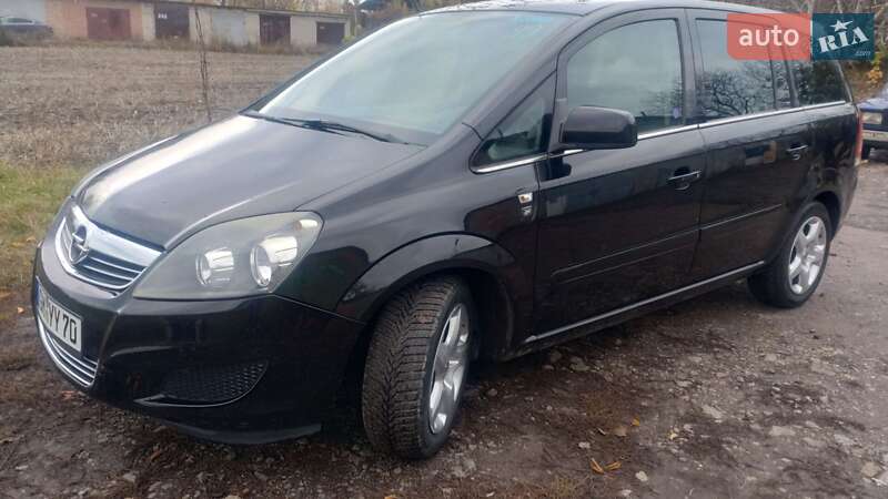 Opel Zafira 2010 Opel Zafira 2010