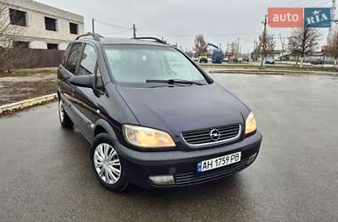 Минивэн Opel Zafira 2004 в Буче