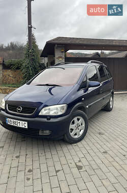 Мінівен Opel Zafira 2001 в Могилів-Подільському